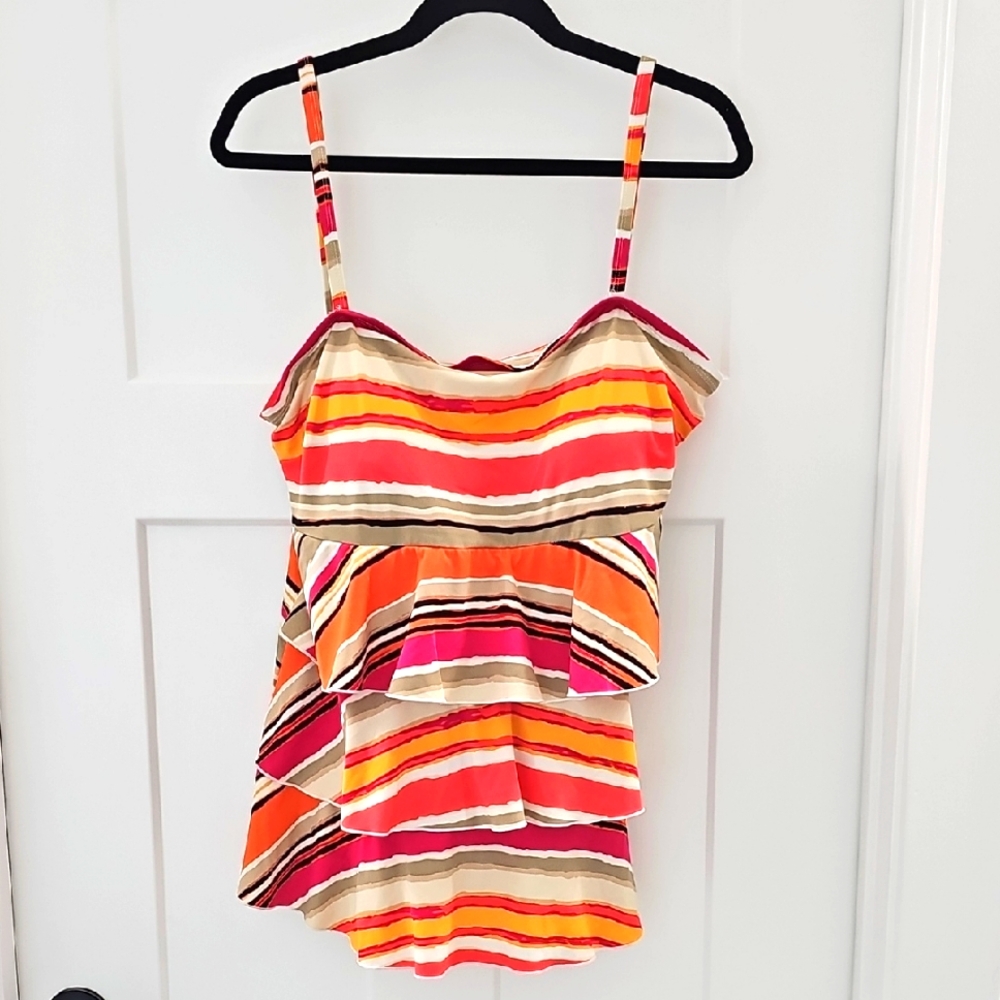 Cacique Swim Ruffled Top Size 22